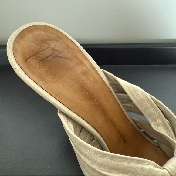 Giuseppe Zanotti cream tan platform sandals heels - size 40 (US 9) - Picture 6 of 7